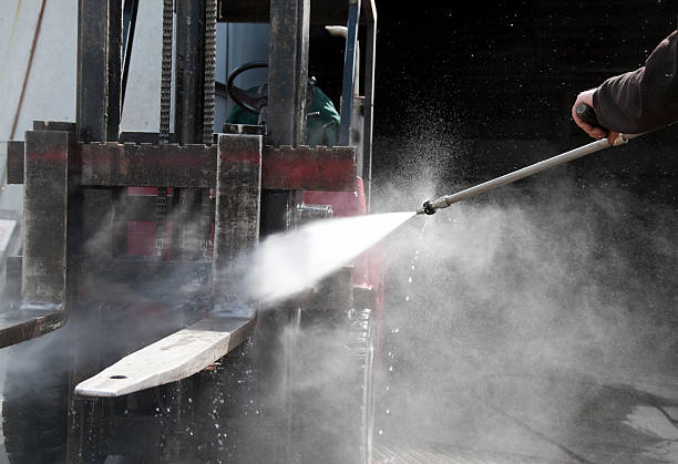 Why Choose Our Certified Pressure Washing Experts for Your Project Needs in Tioga, ND?